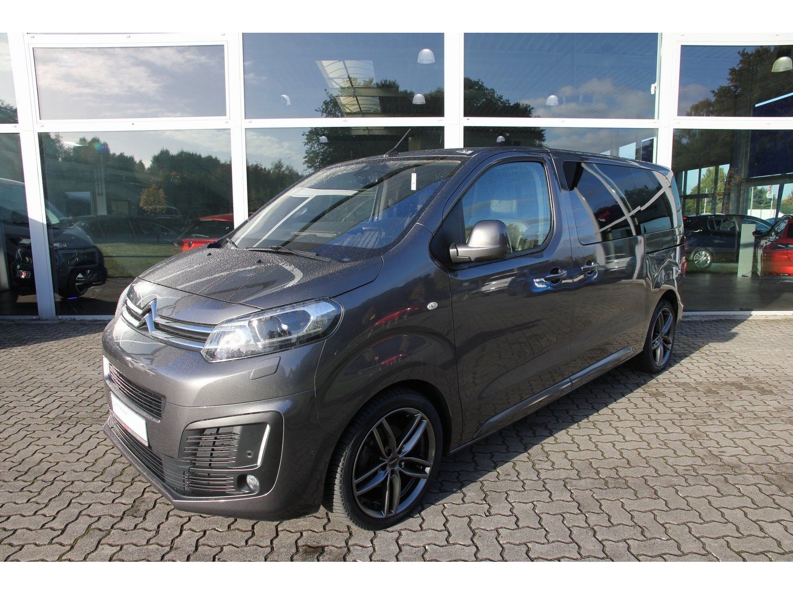 Citroën Spacetourer M HDi150 Shine Xenon Navi GJR RFK