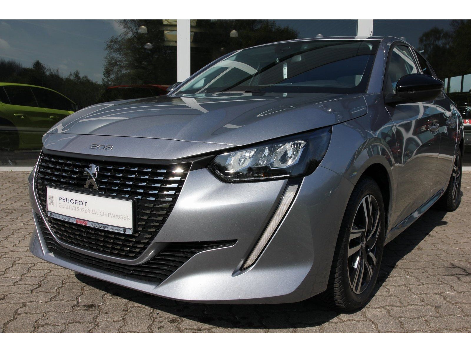 Peugeot 208 Allure Pack PT 100 Navi Kamera GJR Carplay