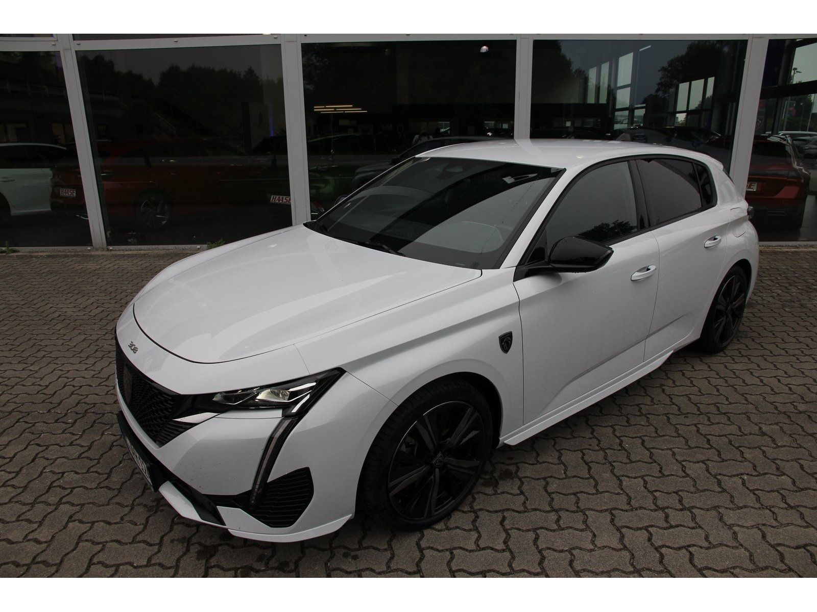 Peugeot 308 GT Plug-In Hybrid 180 e-EAT8 AHK SHZ Klima