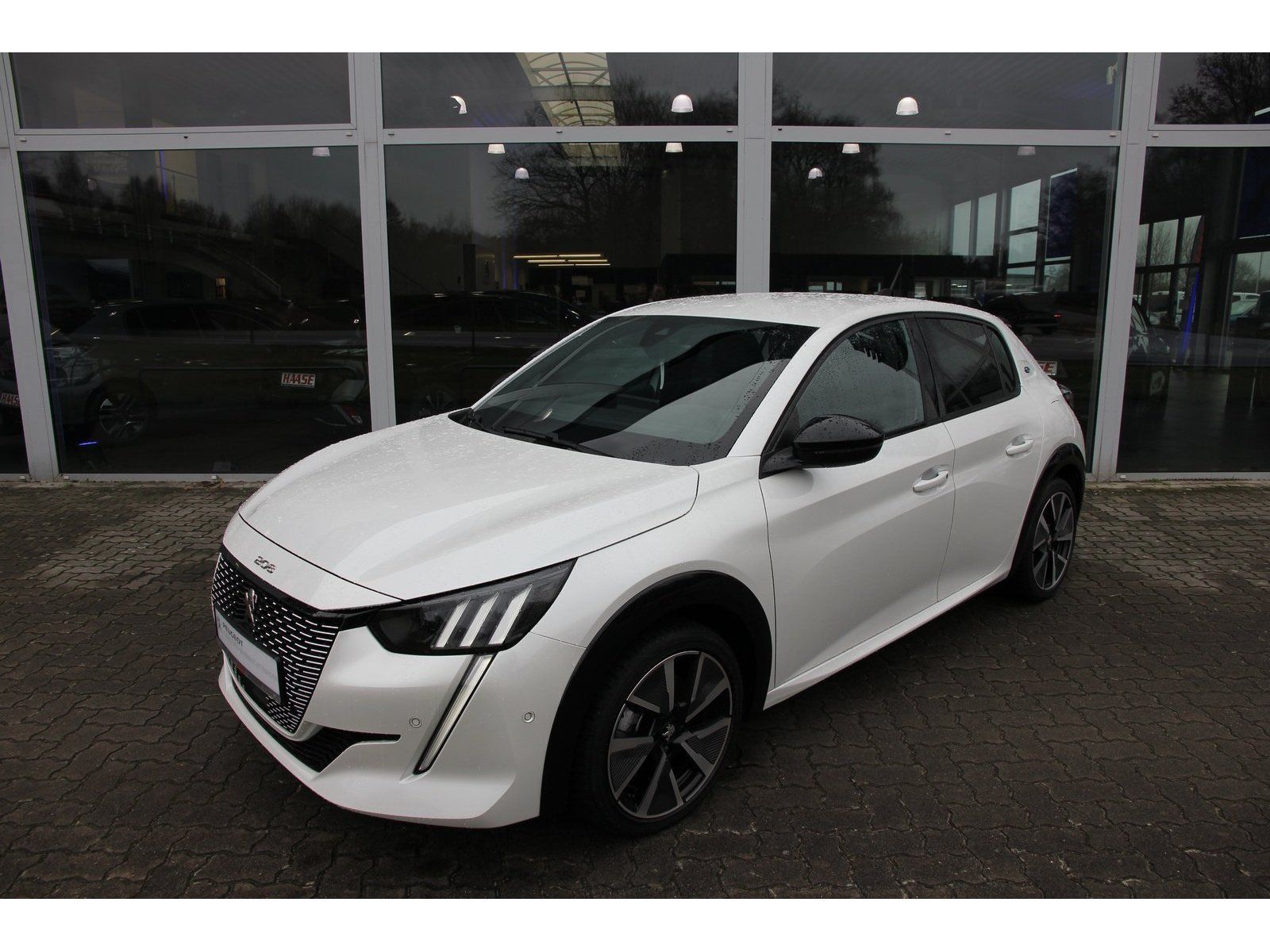 Peugeot 208 (e-) GT 136 Full-LED GJR 11kW-OBC RFK